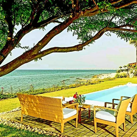 Koki Zantos Sea View *